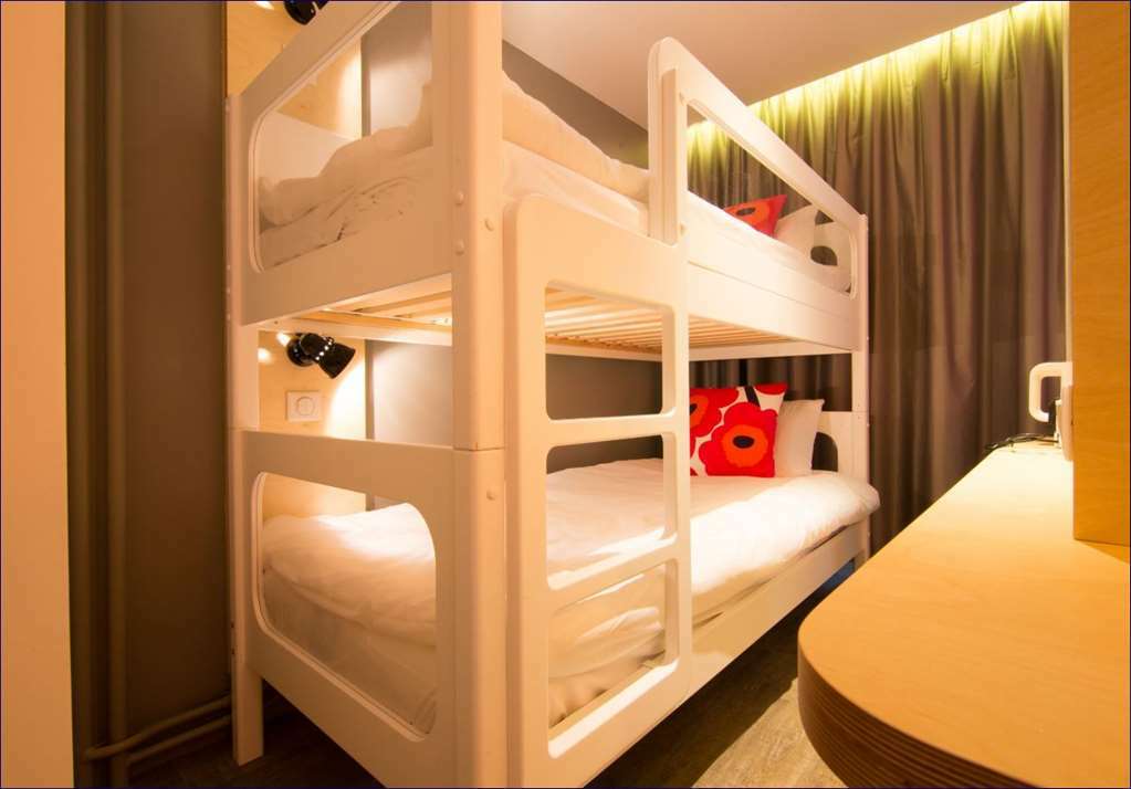 La Regence Hotel Courbevoie Quarto foto